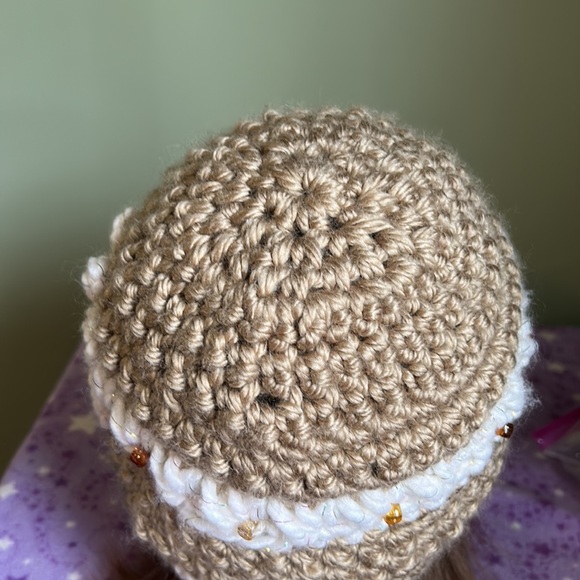 2 for $23.00 set Elegant  Crochet Beanie in golden satin acrylic yarn medium - Picture 6 of 7